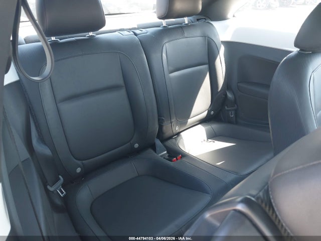 Продаж на аукціоні авто 2012 Volkswagen Beetle 2.5l, vin: 3VWJP7AT3CM631857, номер лоту: 44794103