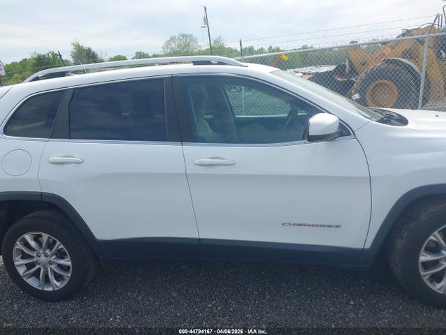 44794167 :رقم المزاد ، 1C4PJLCX4KD110602 vin ، 2019 Jeep Cherokee Latitude Fwd مزاد بيع
