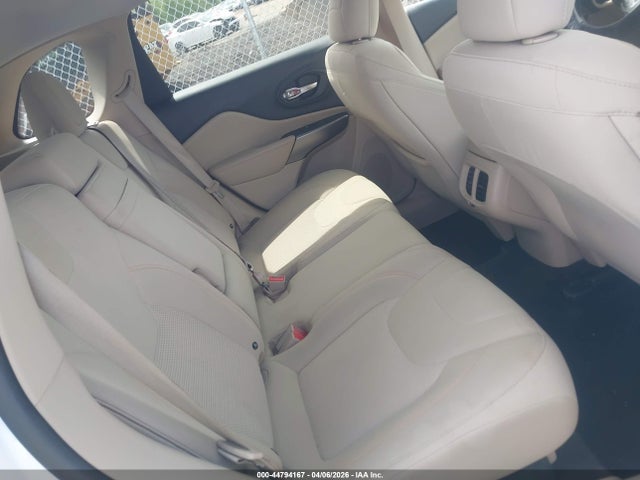 44794167 :رقم المزاد ، 1C4PJLCX4KD110602 vin ، 2019 Jeep Cherokee Latitude Fwd مزاد بيع