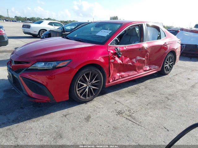 2022 Toyota Camry Se მანქანა იყიდება აუქციონზე, vin: 4T1G11AK3NU058049, აუქციონის ნომერი: 44794180