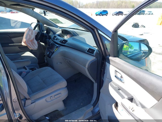 44794186 :رقم المزاد ، 5FNRL5H43FB070640 vin ، 2015 Honda Odyssey Ex مزاد بيع