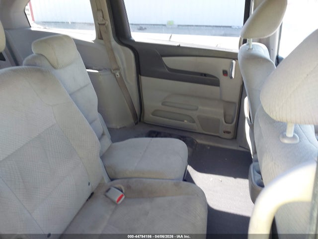 44794186 :رقم المزاد ، 5FNRL5H43FB070640 vin ، 2015 Honda Odyssey Ex مزاد بيع