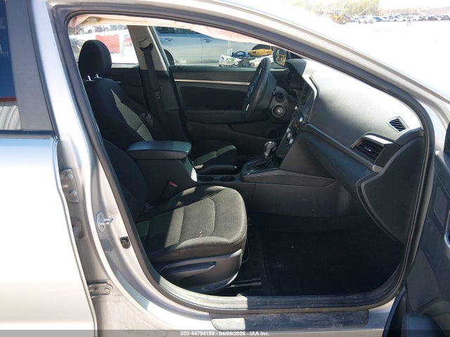 Продаж на аукціоні авто 2020 Hyundai Elantra Sel, vin: 5NPD84LFXLH590930, номер лоту: 44794199