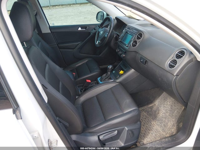 Продаж на аукціоні авто 2016 Volkswagen Tiguan Se, vin: WVGAV7AX9GW598084, номер лоту: 44794244