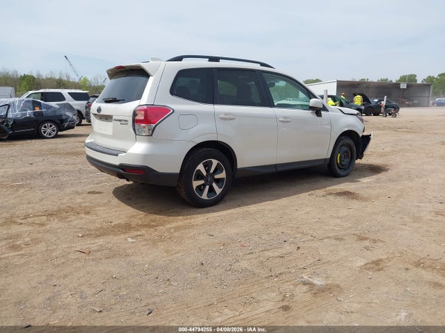 44794255 :رقم المزاد ، JF2SJAJC8HH462177 vin ، 2017 Subaru Forester 2.5i Limited مزاد بيع