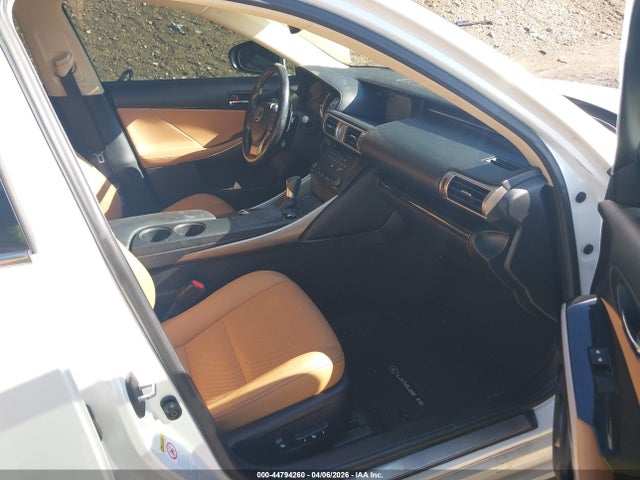 Продажа на аукционе авто 2016 Lexus Is 300, vin: JTHCM1D20G5013748, номер лота: 44794260