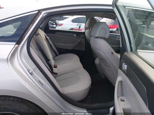 5NPE24AF0GH306560 Hyundai SONATA SE