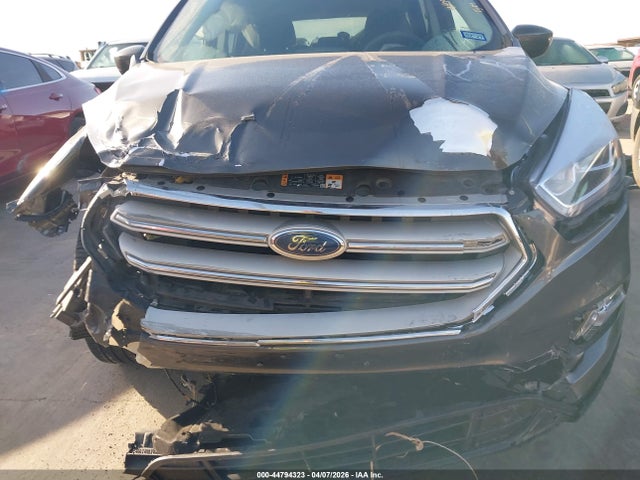Продажа на аукционе авто 2017 Ford Escape Se, vin: 1FMCU0GDXHUF02282, номер лота: 44794323