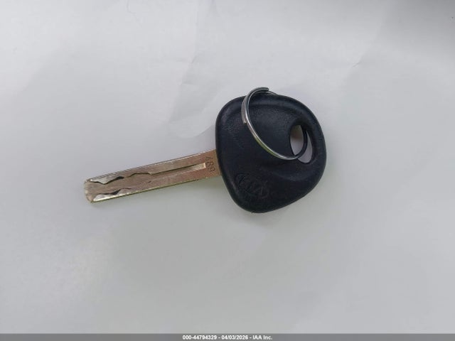44794329 :رقم المزاد ، 5XYKTDA2XDG368435 vin ، 2013 Kia Sorento Lx V6 مزاد بيع