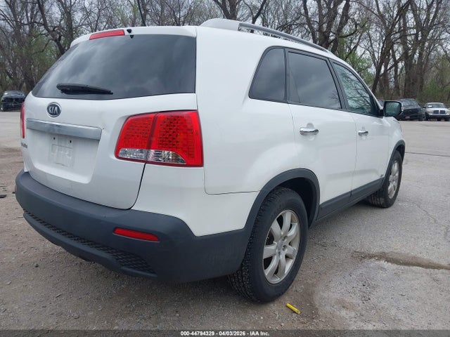 44794329 :رقم المزاد ، 5XYKTDA2XDG368435 vin ، 2013 Kia Sorento Lx V6 مزاد بيع