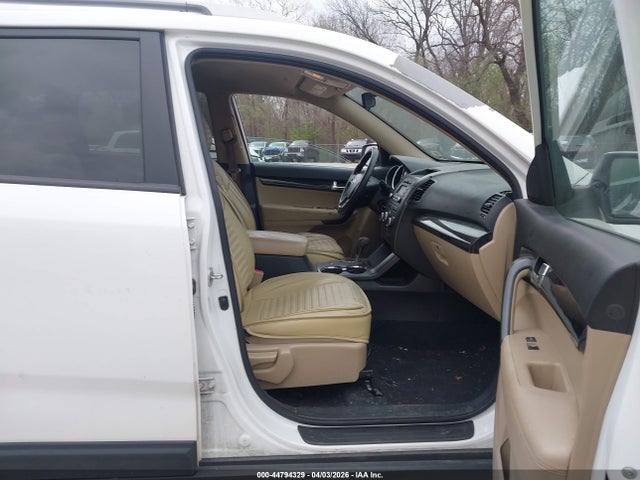 44794329 :رقم المزاد ، 5XYKTDA2XDG368435 vin ، 2013 Kia Sorento Lx V6 مزاد بيع