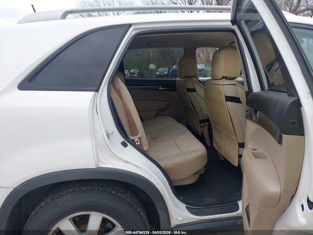 44794329 :رقم المزاد ، 5XYKTDA2XDG368435 vin ، 2013 Kia Sorento Lx V6 مزاد بيع