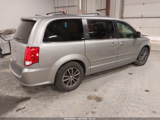 Продажа на аукционе авто 2017 Dodge Grand Caravan Sxt, vin: 2C4RDGCG0HR686801, номер лота: 44794351
