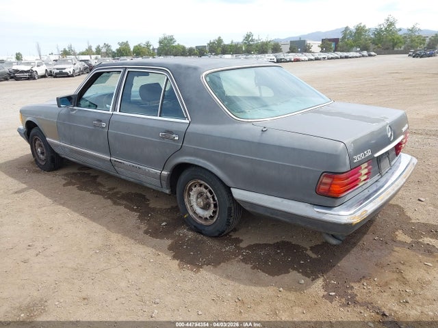 1982 MERCEDES-BENZ 300 WDBCB20A6CB032101 Photo 2