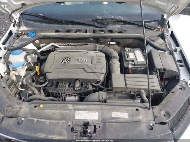 Продажа на аукционе авто 2016 Volkswagen Jetta 1.8t Sport, vin: 3VWD17AJ6GM370436, номер лота: 44794359