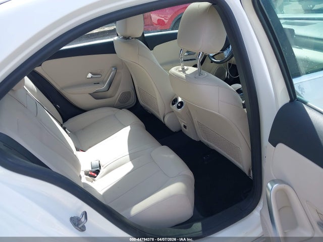44794378 :رقم المزاد ، W1K3G4EB6NJ332073 vin ، 2022 Mercedes-benz A 220 مزاد بيع