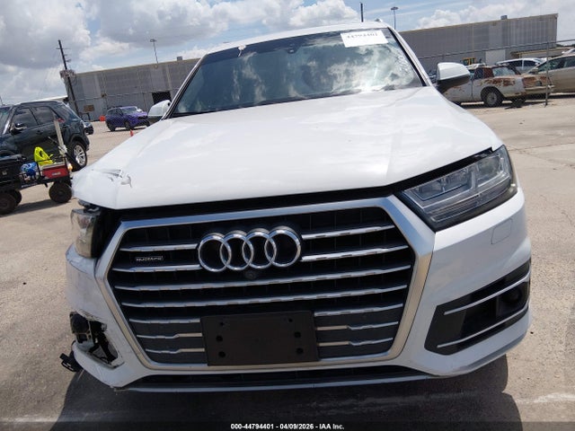 WA1LHAF72JD040746 Audi Q7 2.0t Premium
