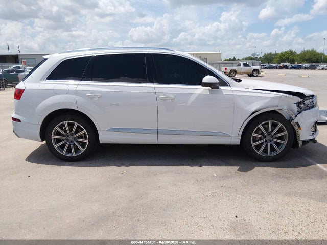 WA1LHAF72JD040746 Audi Q7 2.0t Premium
