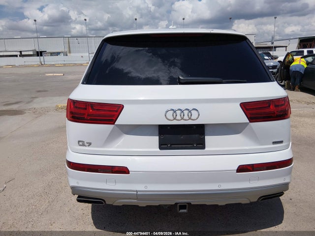 WA1LHAF72JD040746 Audi Q7 2.0t Premium