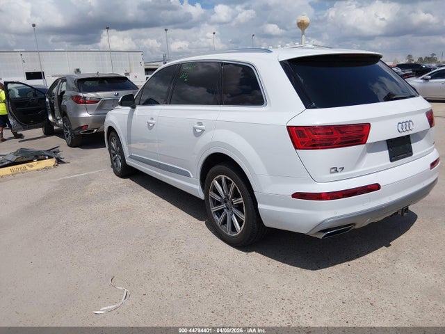 WA1LHAF72JD040746 Audi Q7 2.0t Premium