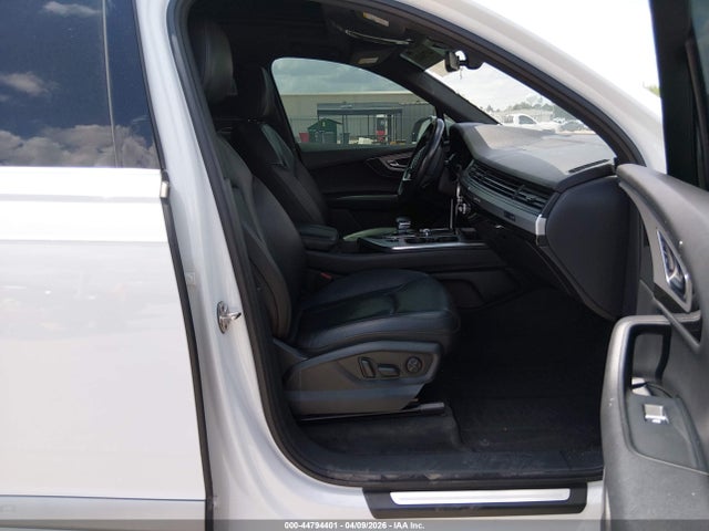 WA1LHAF72JD040746 Audi Q7 2.0t Premium