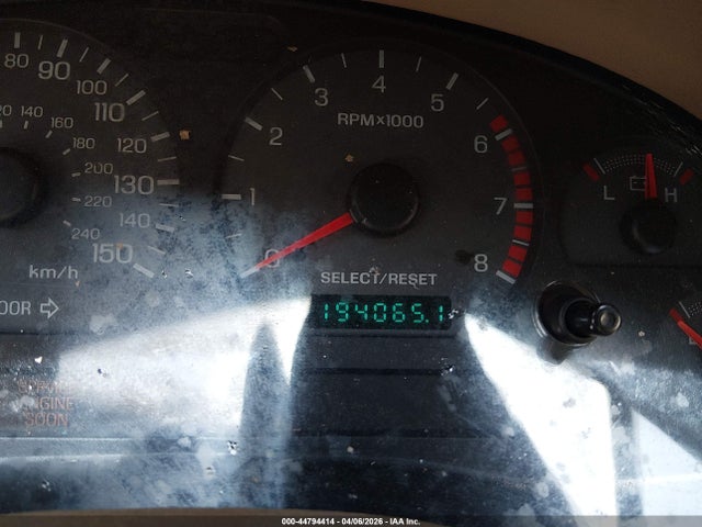 2000 Ford Mustang Gt მანქანა იყიდება აუქციონზე, vin: 1FAFP45X7YF234914, აუქციონის ნომერი: 44794414