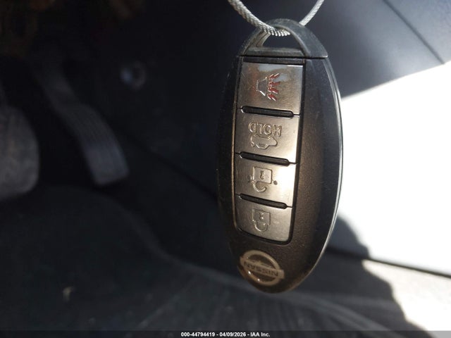 3N1AB7AP2HL660657 Nissan SENTRA SV