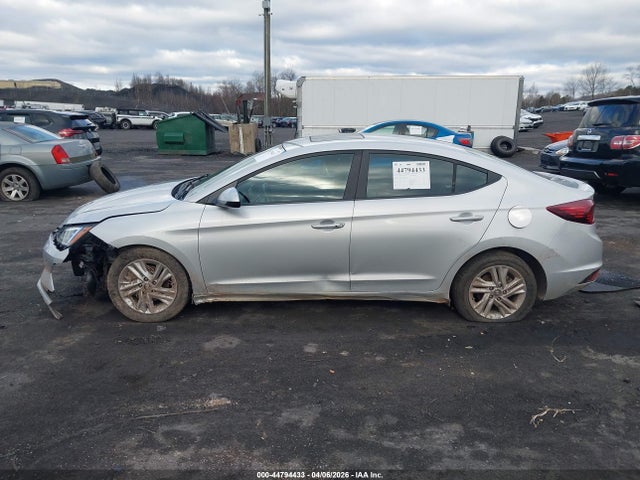 2019 Hyundai Elantra Value Edition მანქანა იყიდება აუქციონზე, vin: 5NPD84LF2KH475866, აუქციონის ნომერი: 44794433