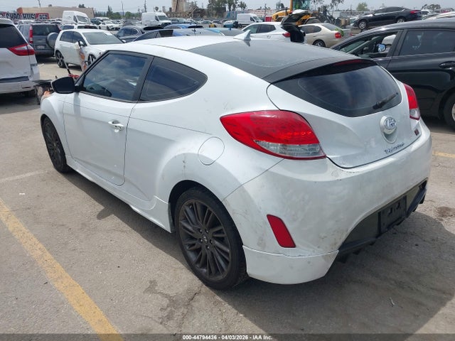 2013 HYUNDAI VELOSTER KMHTC6AD1DU134387 Photo 2
