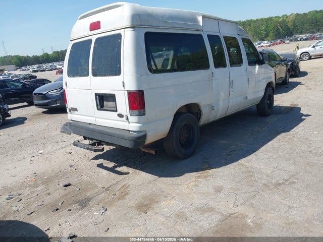44794446 :رقم المزاد ، 1FBNE31L83HB73907 vin ، 2003 Ford E-350 Super Duty Chateau/xl/xlt مزاد بيع