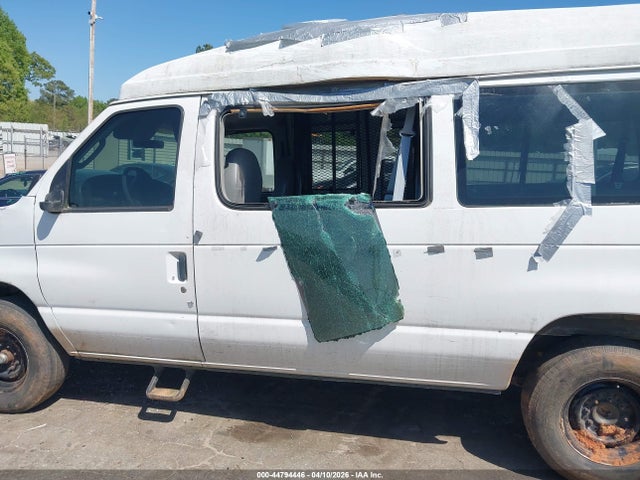 44794446 :رقم المزاد ، 1FBNE31L83HB73907 vin ، 2003 Ford E-350 Super Duty Chateau/xl/xlt مزاد بيع