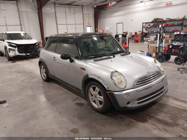 2006 MINI COOPER WMWRC33576TJ77012