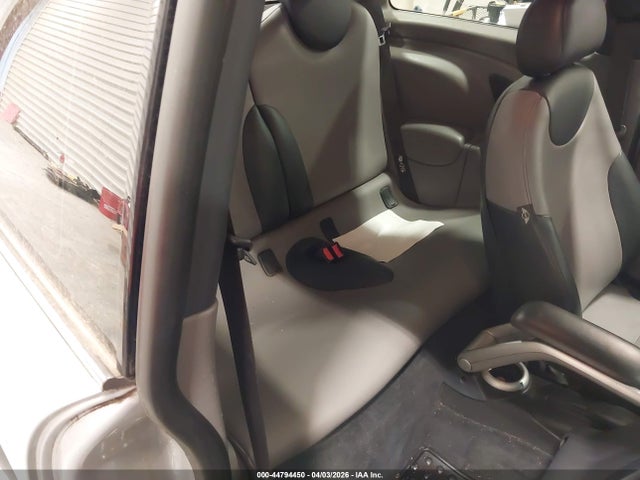 2006 MINI COOPER WMWRC33576TJ77012 Photo 7