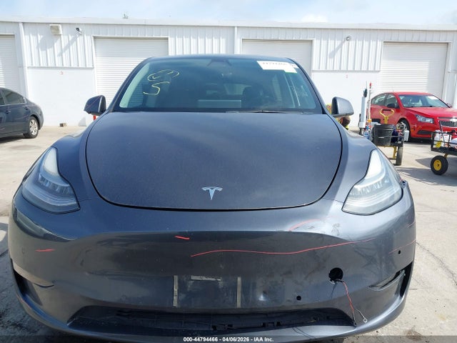 Продаж на аукціоні авто 2022 Tesla Model Y Long Range Dual Motor All-wheel Drive, vin: 7SAYGDEE8NF387239, номер лоту: 44794466