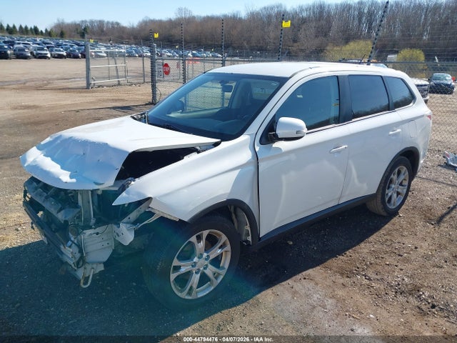 44794476 :رقم المزاد ، JA4AD3A30FZ003479 vin ، 2015 Mitsubishi Outlander Se مزاد بيع