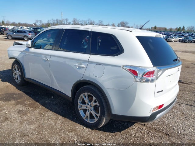 44794476 :رقم المزاد ، JA4AD3A30FZ003479 vin ، 2015 Mitsubishi Outlander Se مزاد بيع