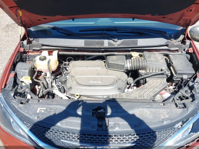 Продаж на аукціоні авто 2018 Chrysler Pacifica Touring L, vin: 2C4RC1BG5JR257337, номер лоту: 44794481
