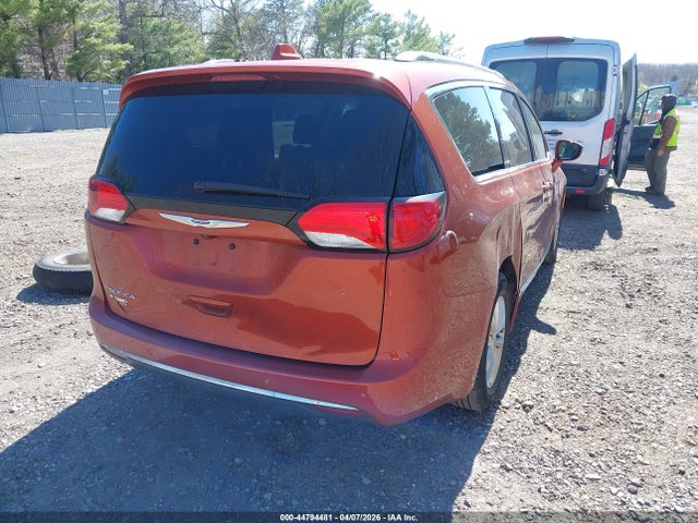 Продаж на аукціоні авто 2018 Chrysler Pacifica Touring L, vin: 2C4RC1BG5JR257337, номер лоту: 44794481