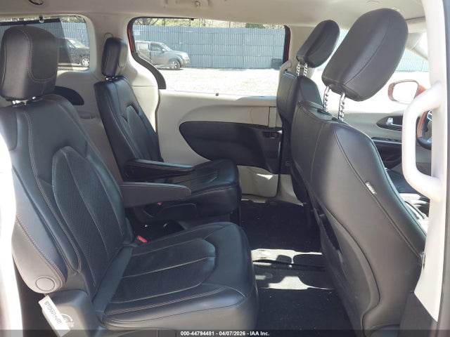 Продаж на аукціоні авто 2018 Chrysler Pacifica Touring L, vin: 2C4RC1BG5JR257337, номер лоту: 44794481