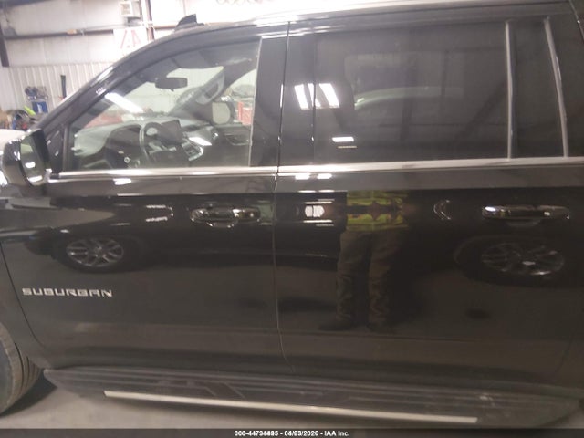 1GNSCBED6NR117387 Chevrolet Suburban 2wd Ls
