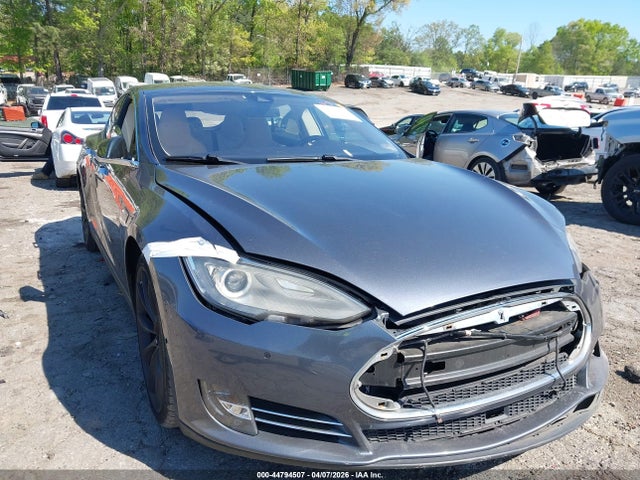 Продаж на аукціоні авто 2014 Tesla Model S, vin: 5YJSA1S16EFP61724, номер лоту: 44794507