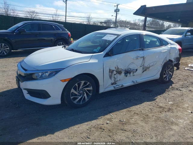44794527 :رقم المزاد ، 19XFC2F79GE234219 vin ، 2016 Honda Civic Ex مزاد بيع