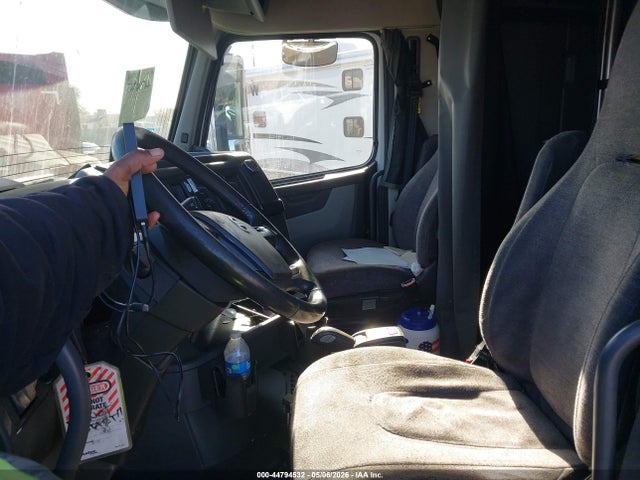 Aukcja sprzedaży 2019 Volvo Vnl, vin: 4V4NC9EH7KN215076, numer aukcji: 44794532