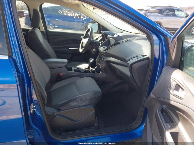 1FMCU9GD5JUA40904 Ford ESCAPE SE