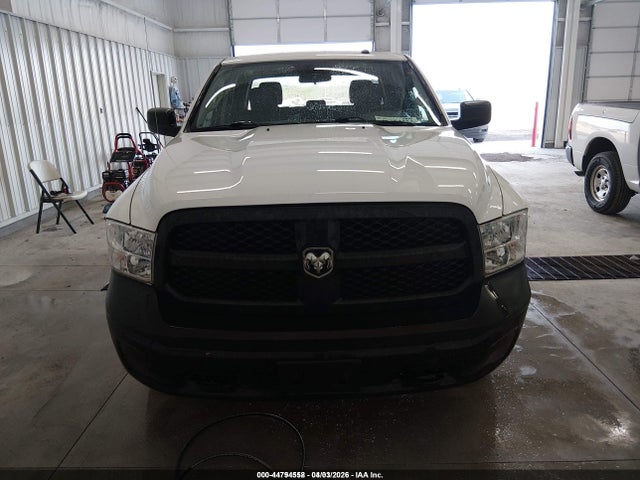 3C6RR7KT6LG242439 RAM 1500 Classic Tradesman 4x4 5&#039;7 Box
