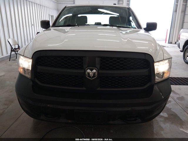 3C6RR7KT6LG242439 RAM 1500 Classic Tradesman 4x4 5&#039;7 Box