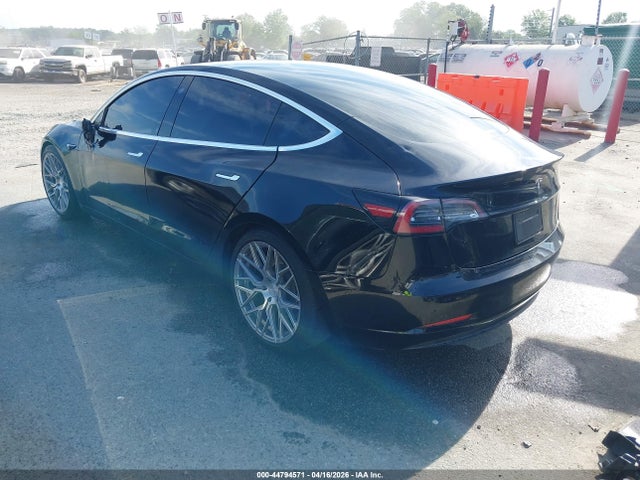 2020 Tesla Model 3 Standard Range Plus Rear-wheel Drive/standard Range Rear-wheel Drive მანქანა იყიდება აუქციონზე, vin: 5YJ3E1EA6LF606690, აუქციონის ნომერი: 44794571