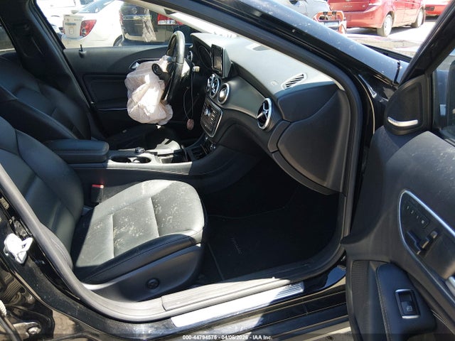 WDCTG4GBXFJ112356 Mercedes-Benz Gla 250 4matic