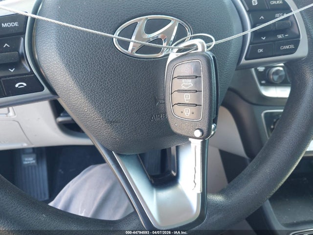 Hyundai SONATA ECO 2018 5NPE24AA2JH715915 Image 11
