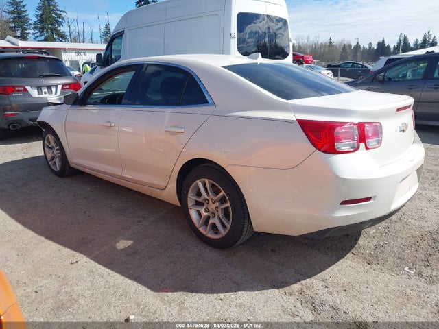2013 CHEVROLET MALIBU 1G11D5RR2DF115945 Photo 2